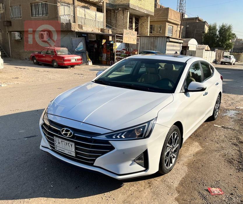 هيونداي النترا